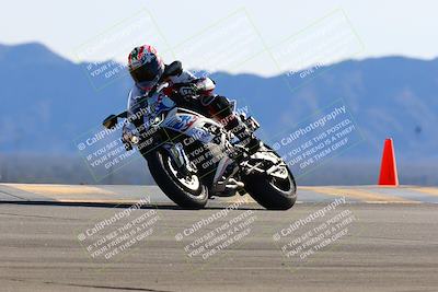 media/Jan-08-2022-SoCal Trackdays (Sat) [[1ec2777125]]/Turn 9 (125pm)/